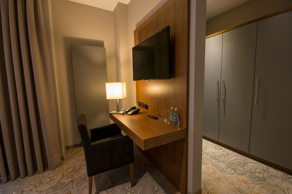 Double or Twin Room Terrace