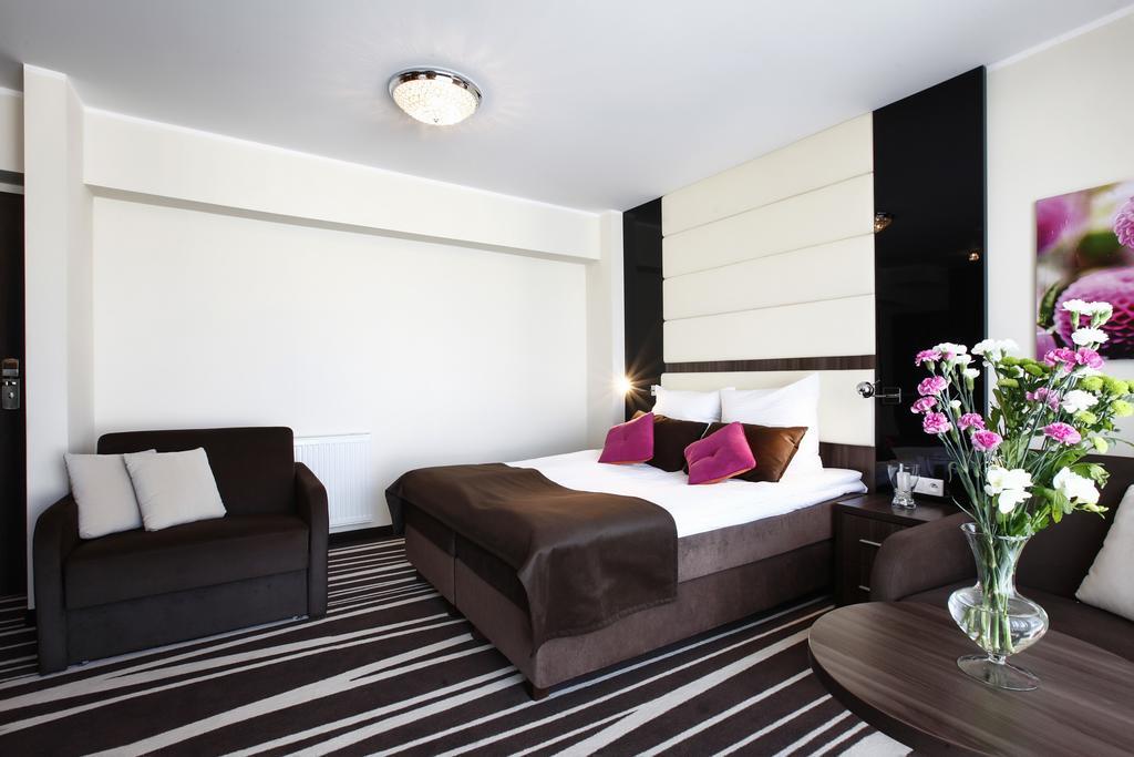 Deluxe Quadruple Room Balcony