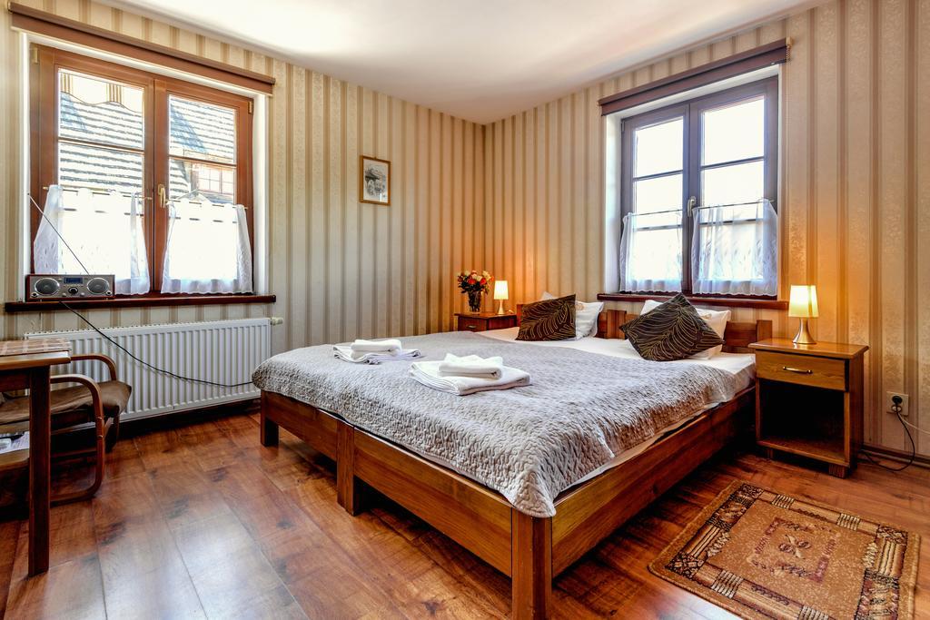 Standard Double Room,411104736:JPEG