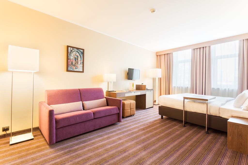 Executive Triple Room
