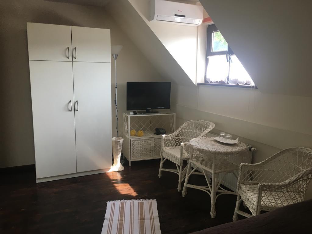 Large Double Room