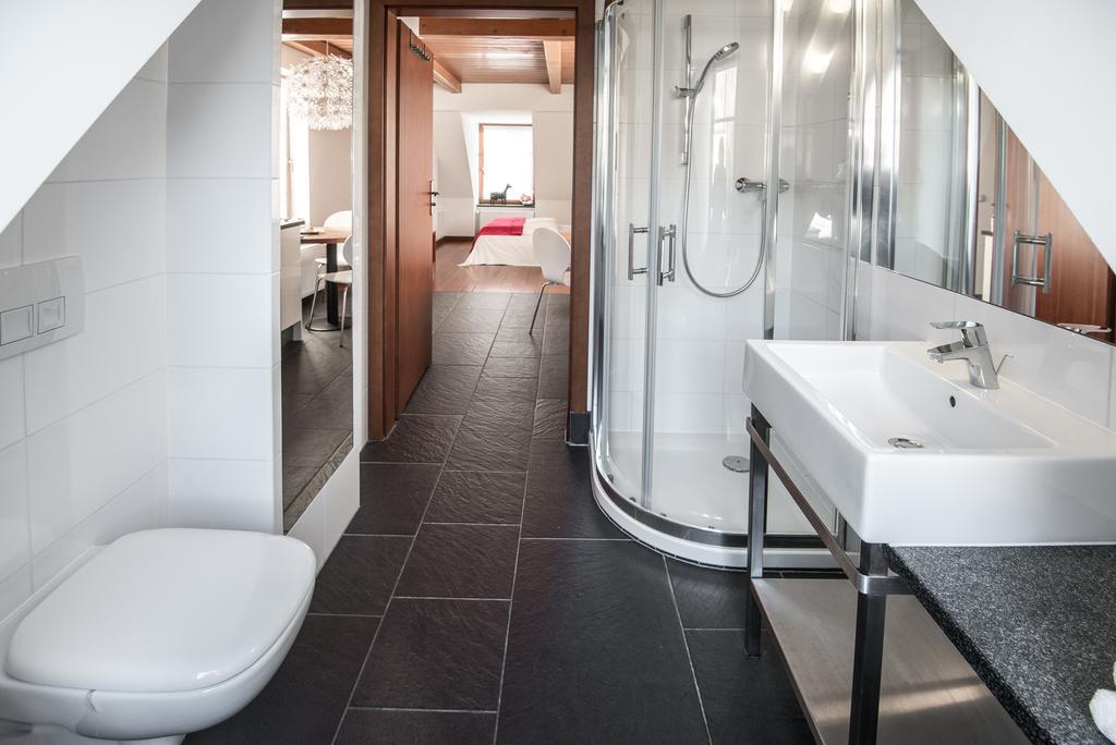 Standard Double Suite