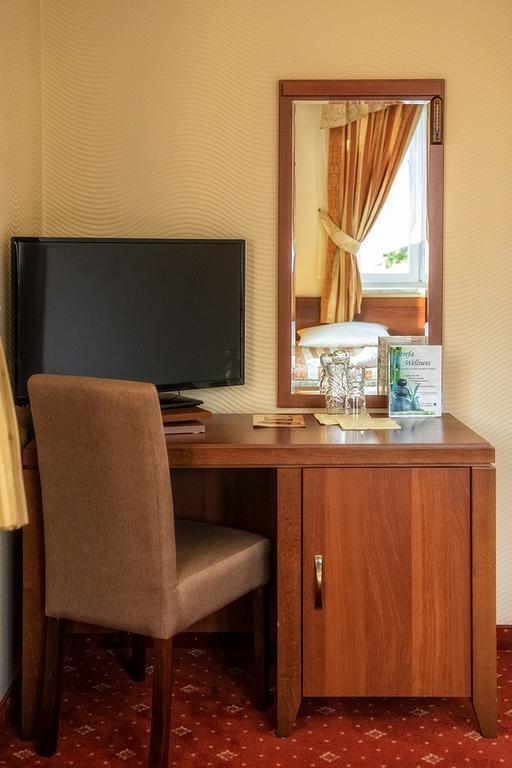 Double Room an extra bed