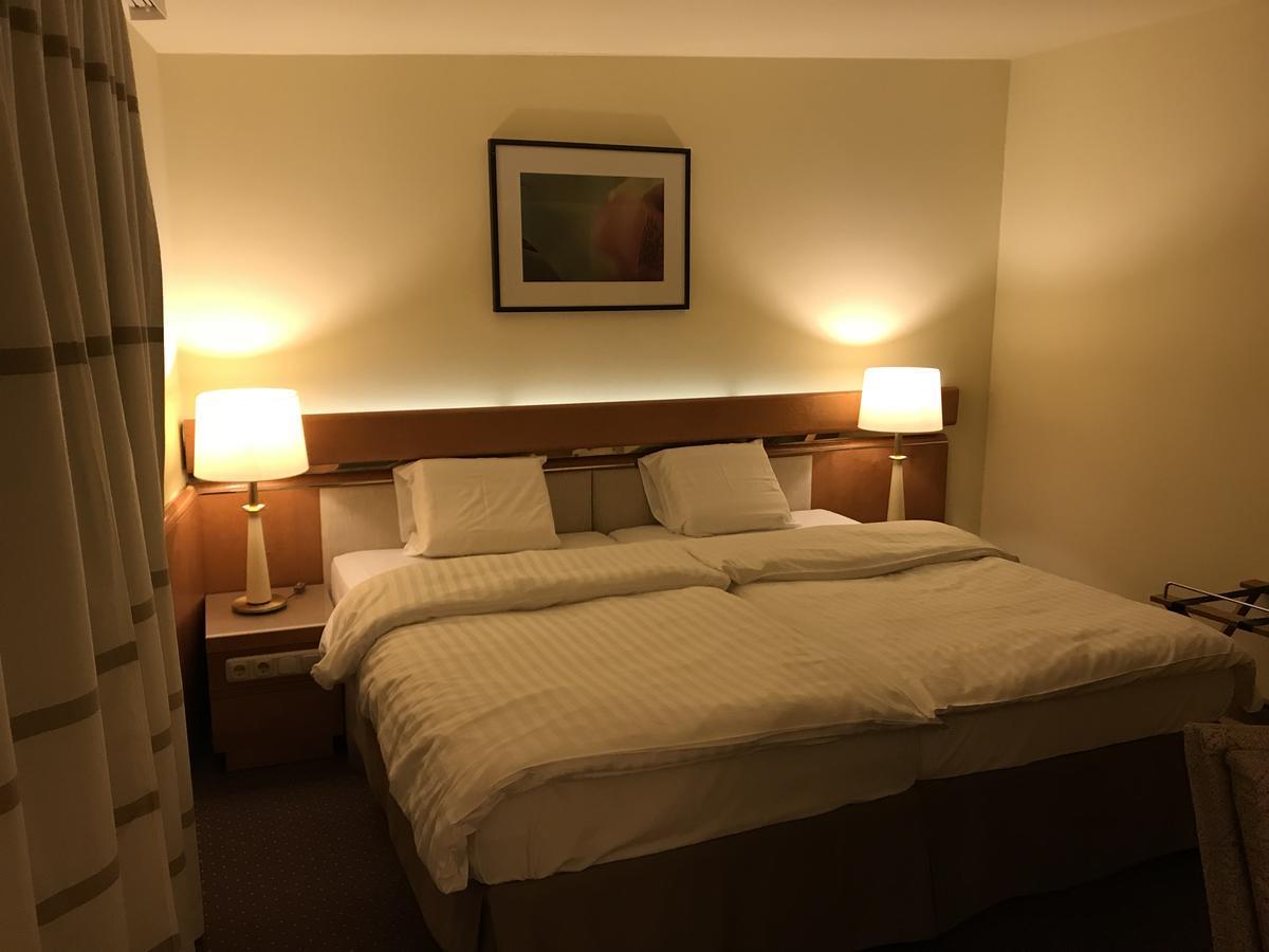 One-Bedroom Bungalow