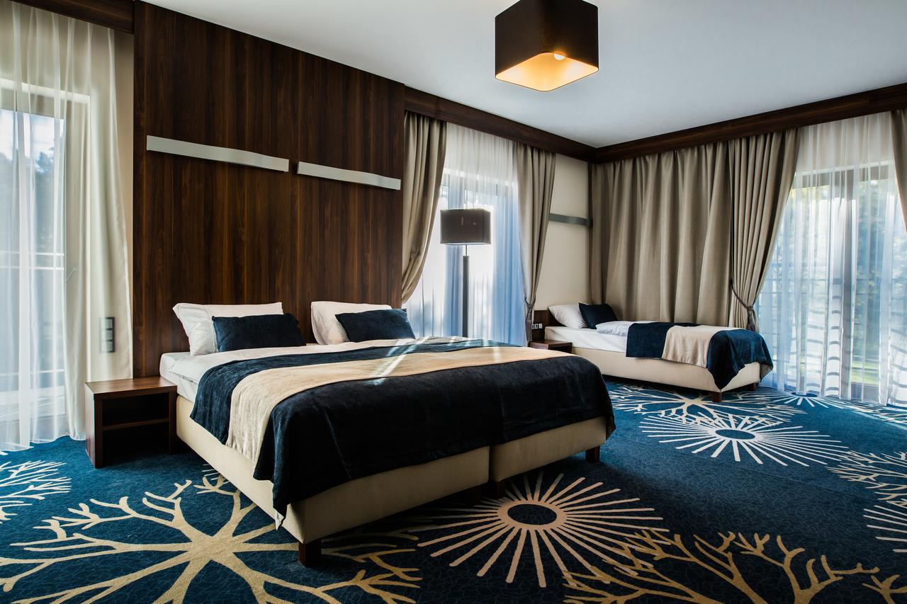 Deluxe Triple Room Apartments Building