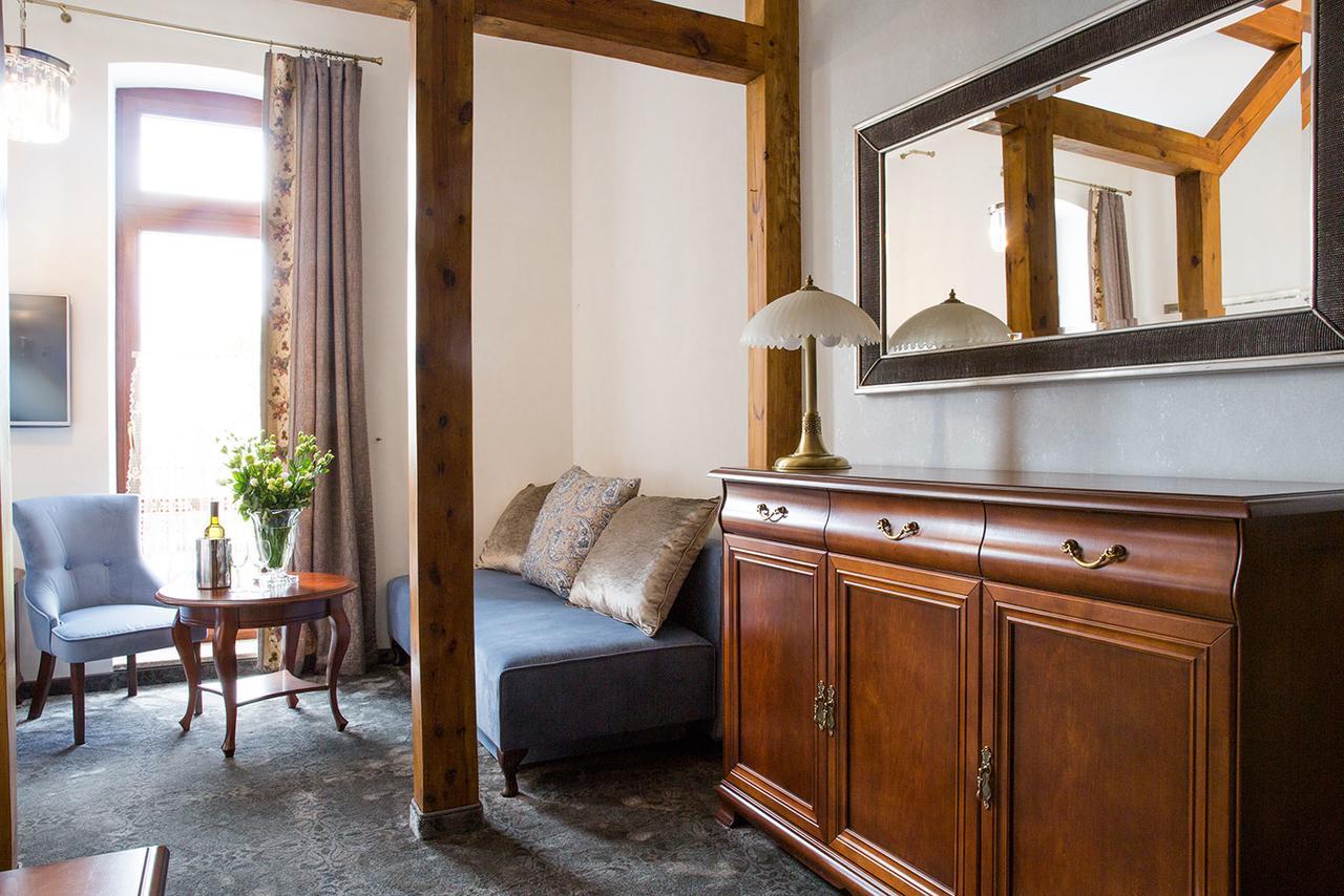 Family Room Bath