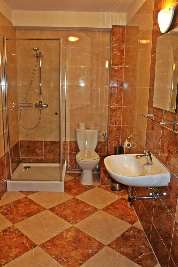 Small Twin Room