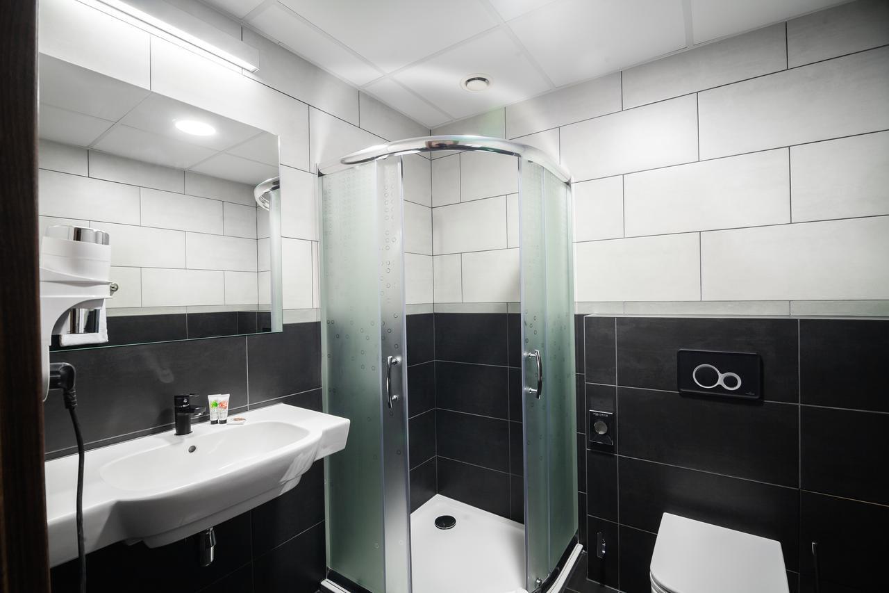 Single Room with Bathroom