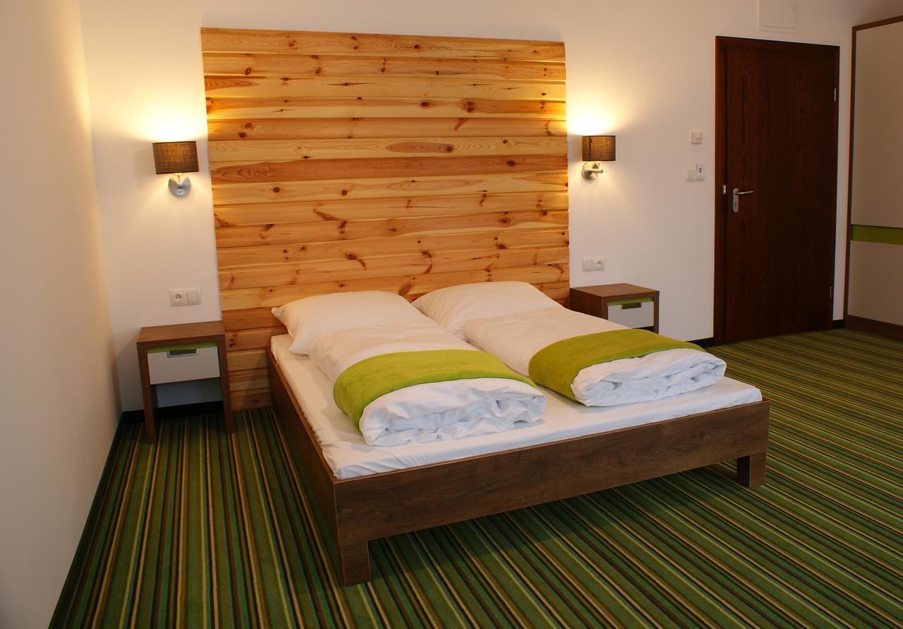 Deluxe Double Room Bath