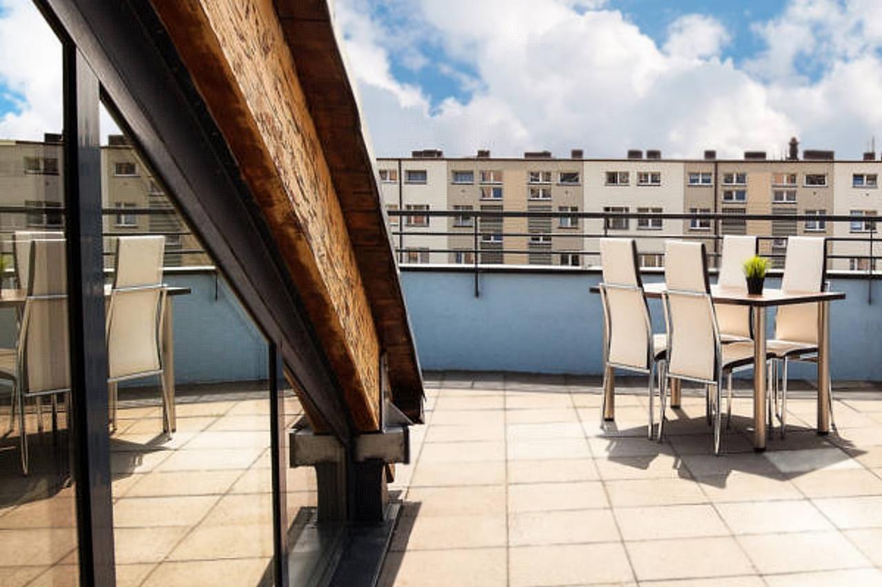 Studio with Terrace