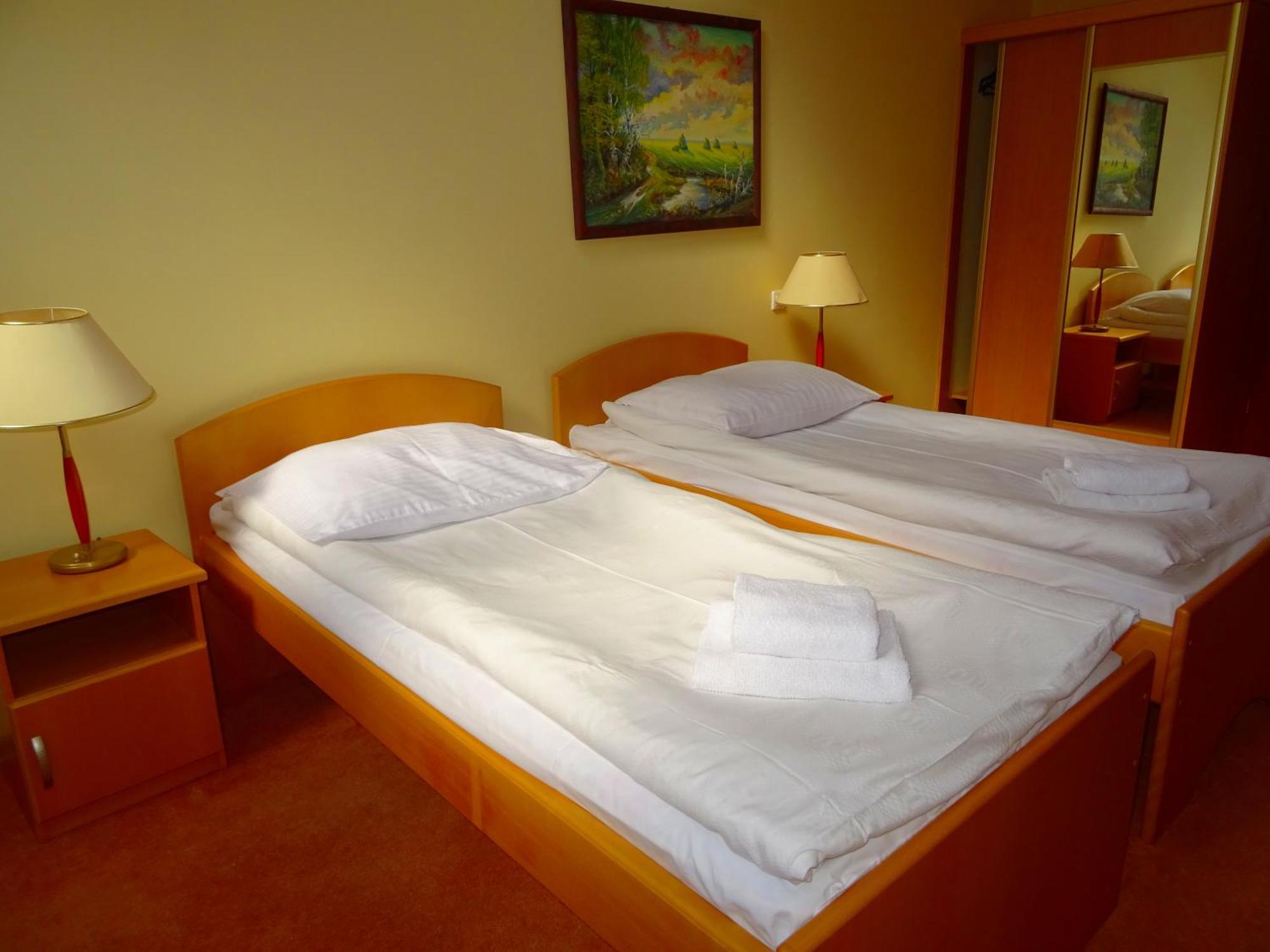 Comfort Twin Room