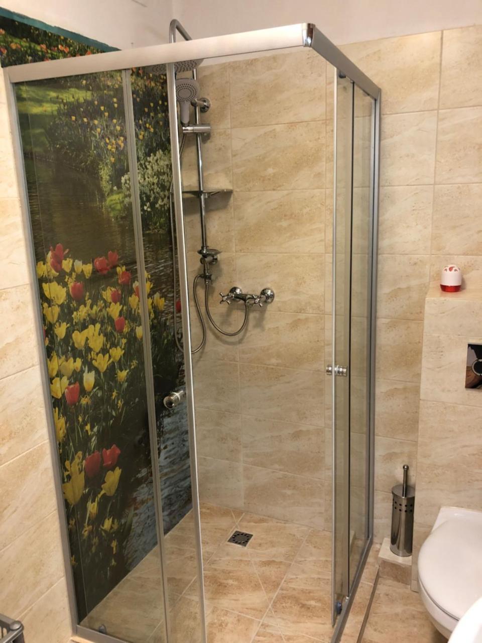 Standard Quadruple Room Private Bathroom