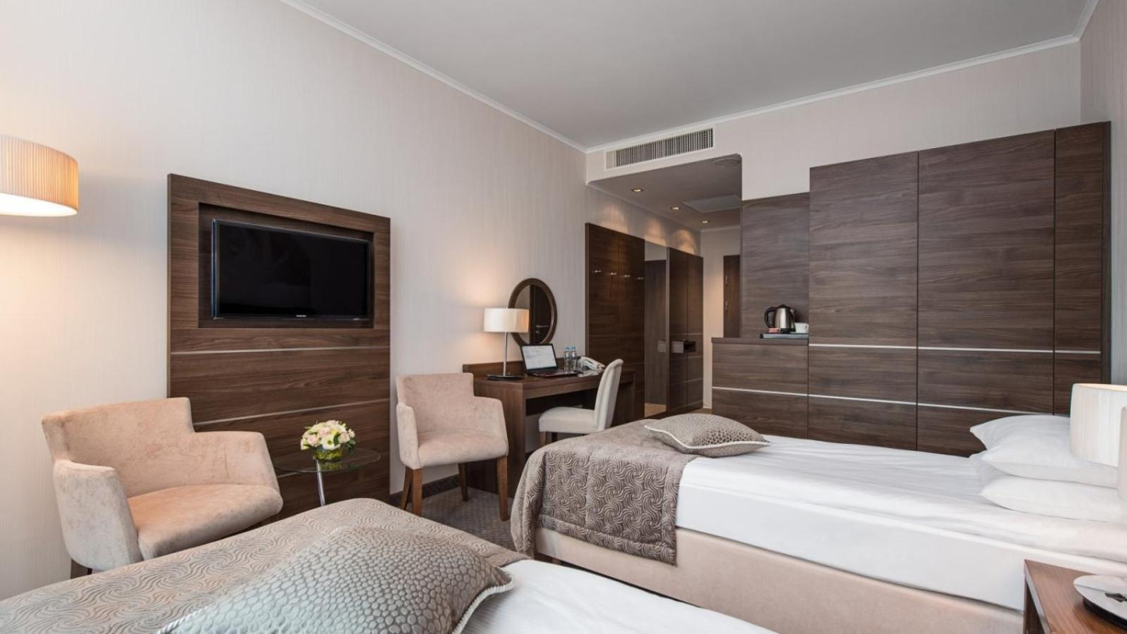 Standard Triple Room,1420590318:JPEG