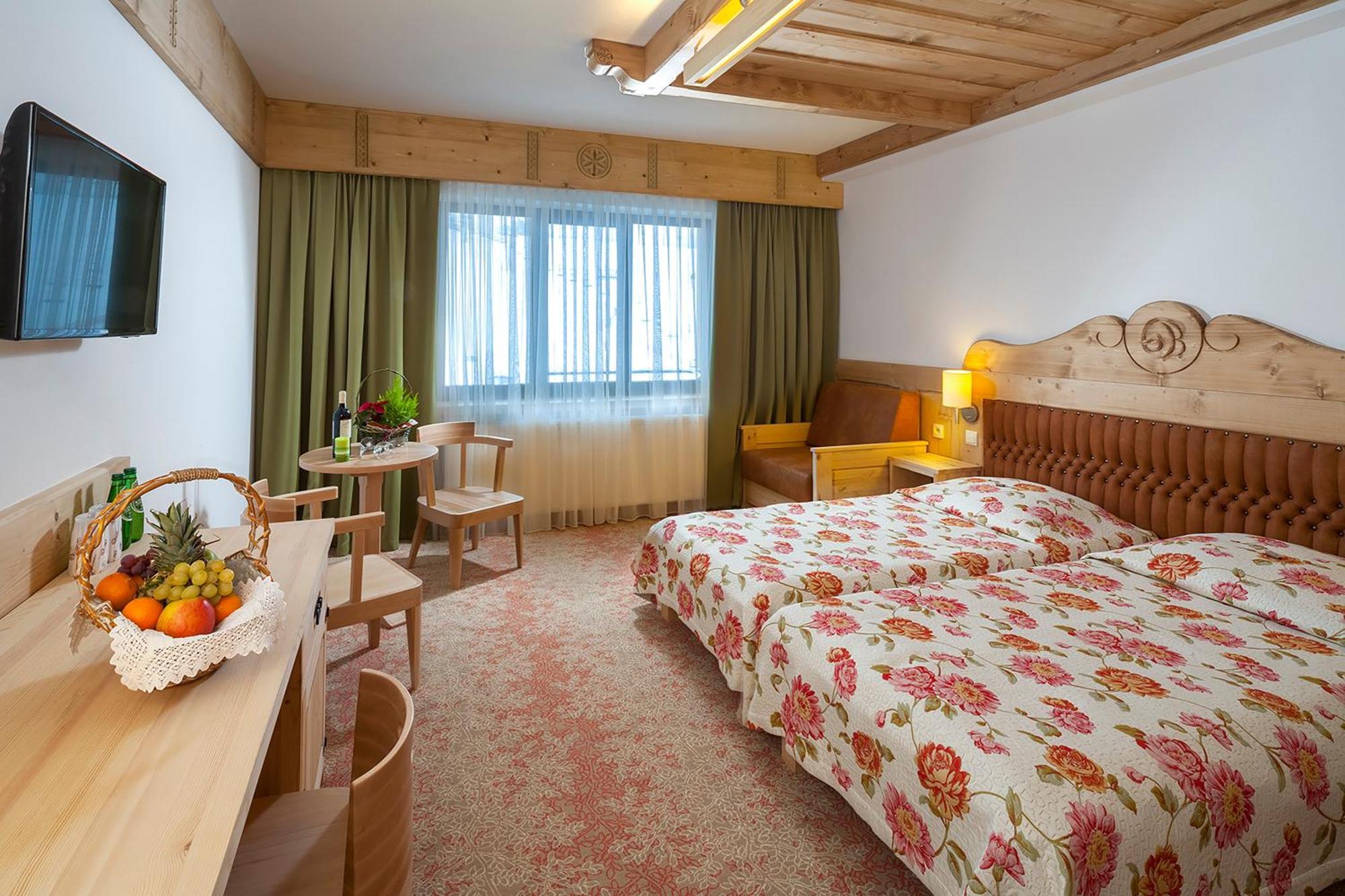 Standard Double or Twin Room unlimited access to Terma Bania