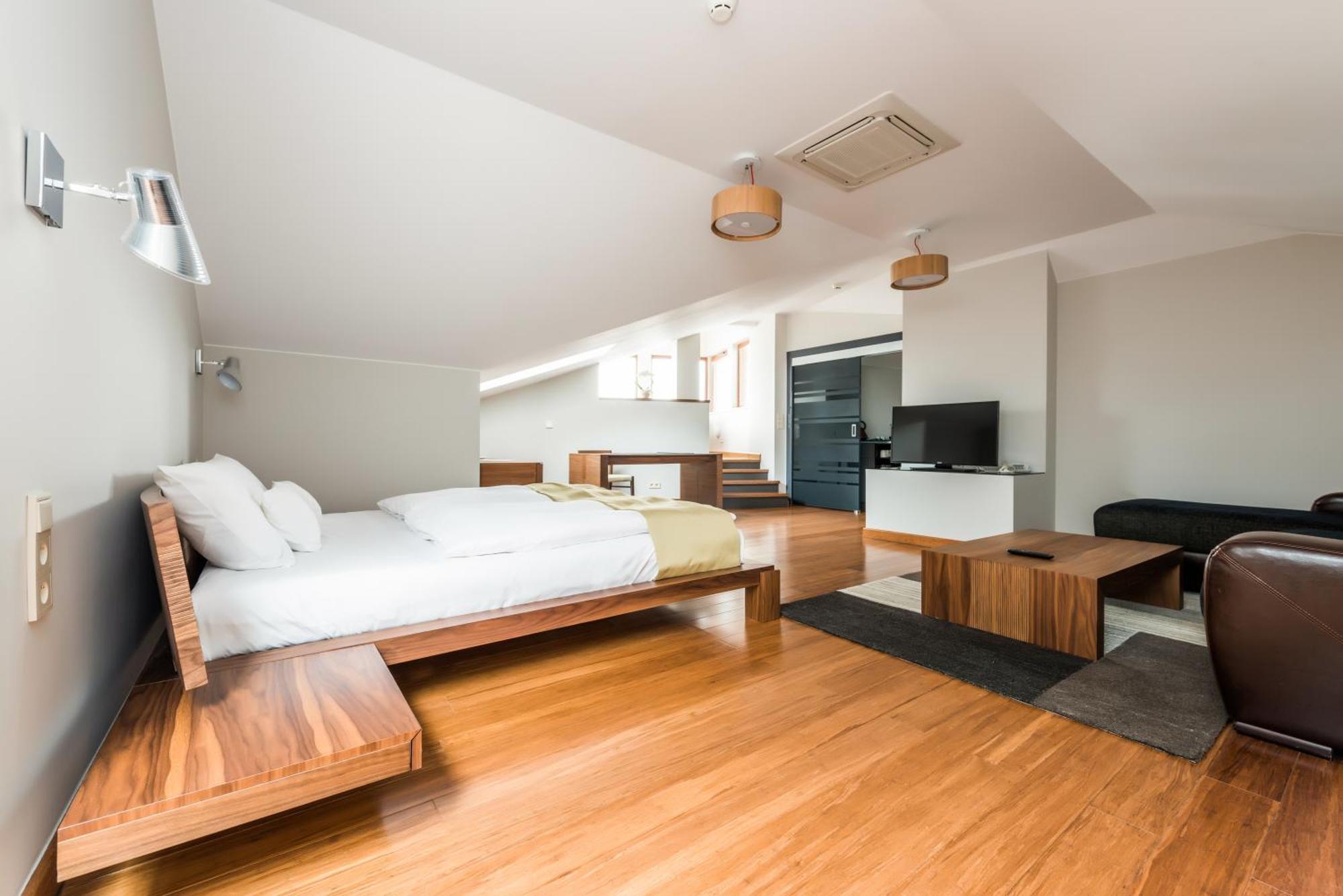 Penthouse Suite