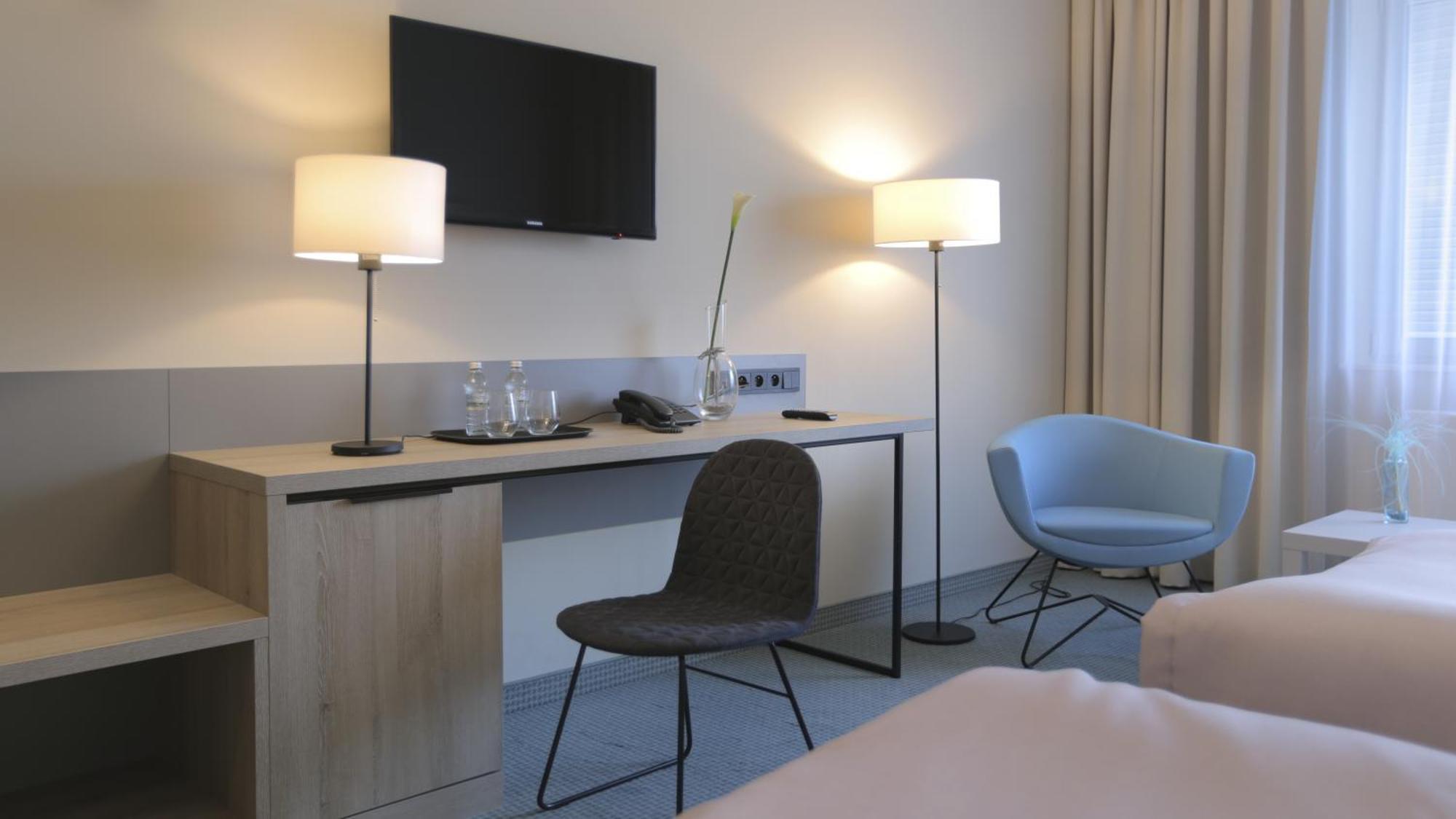Deluxe Double or Twin Room