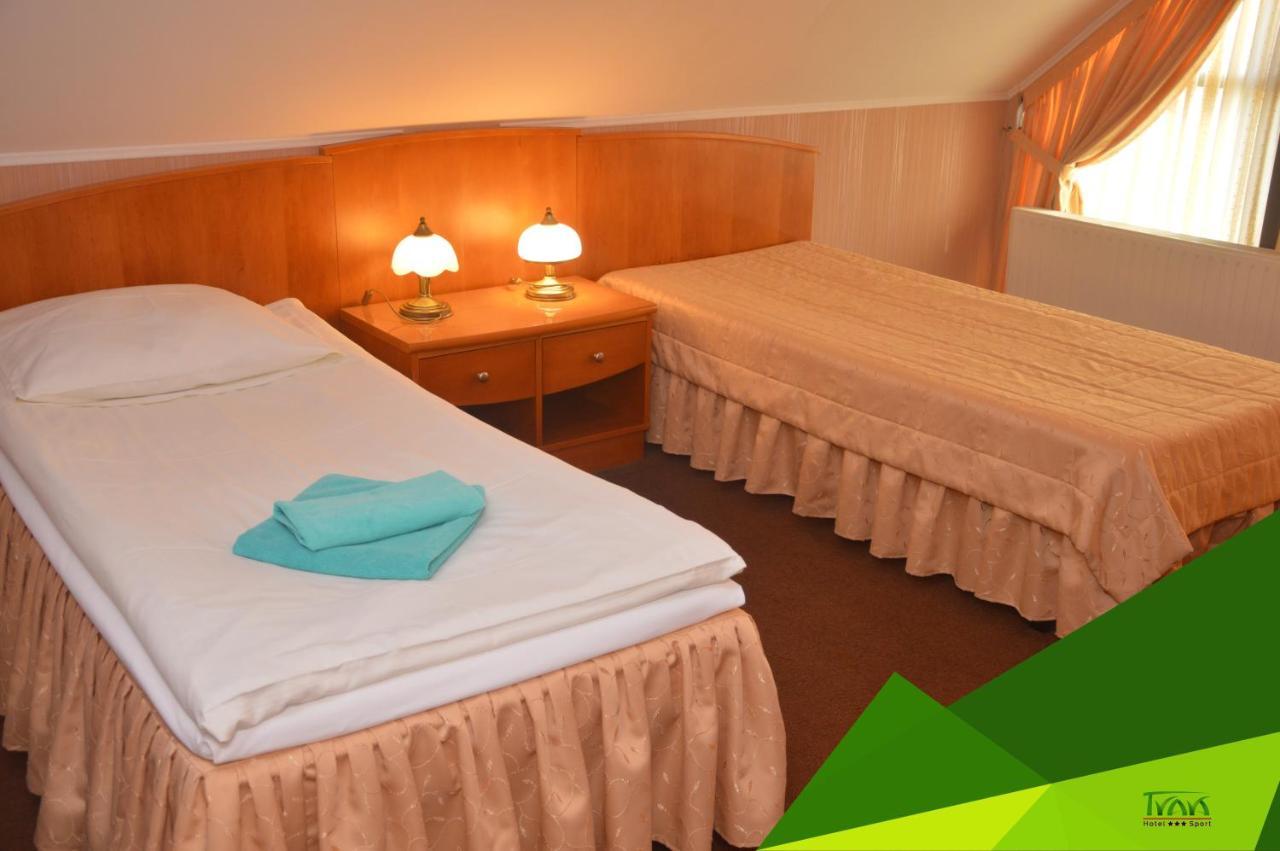 Double Room 2 Single Beds
