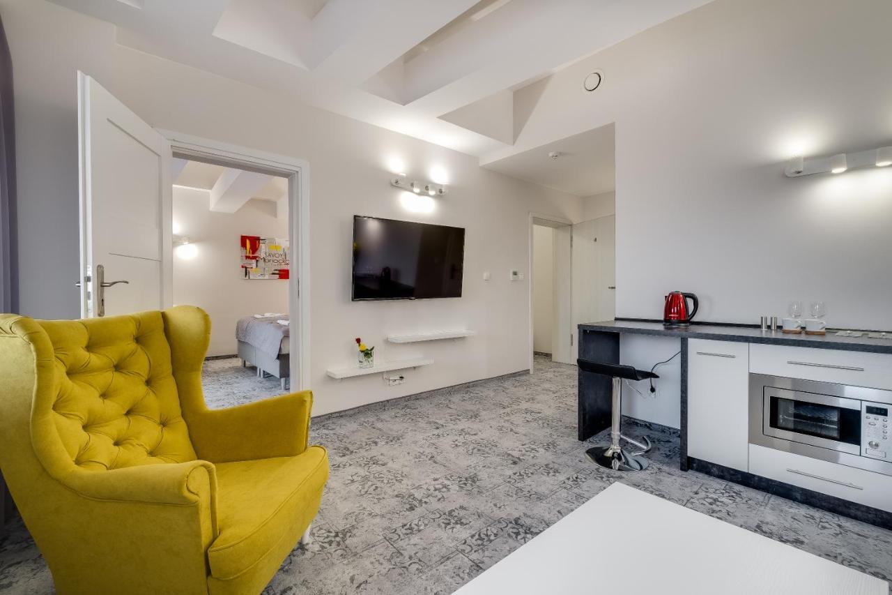 Superior Apartment
