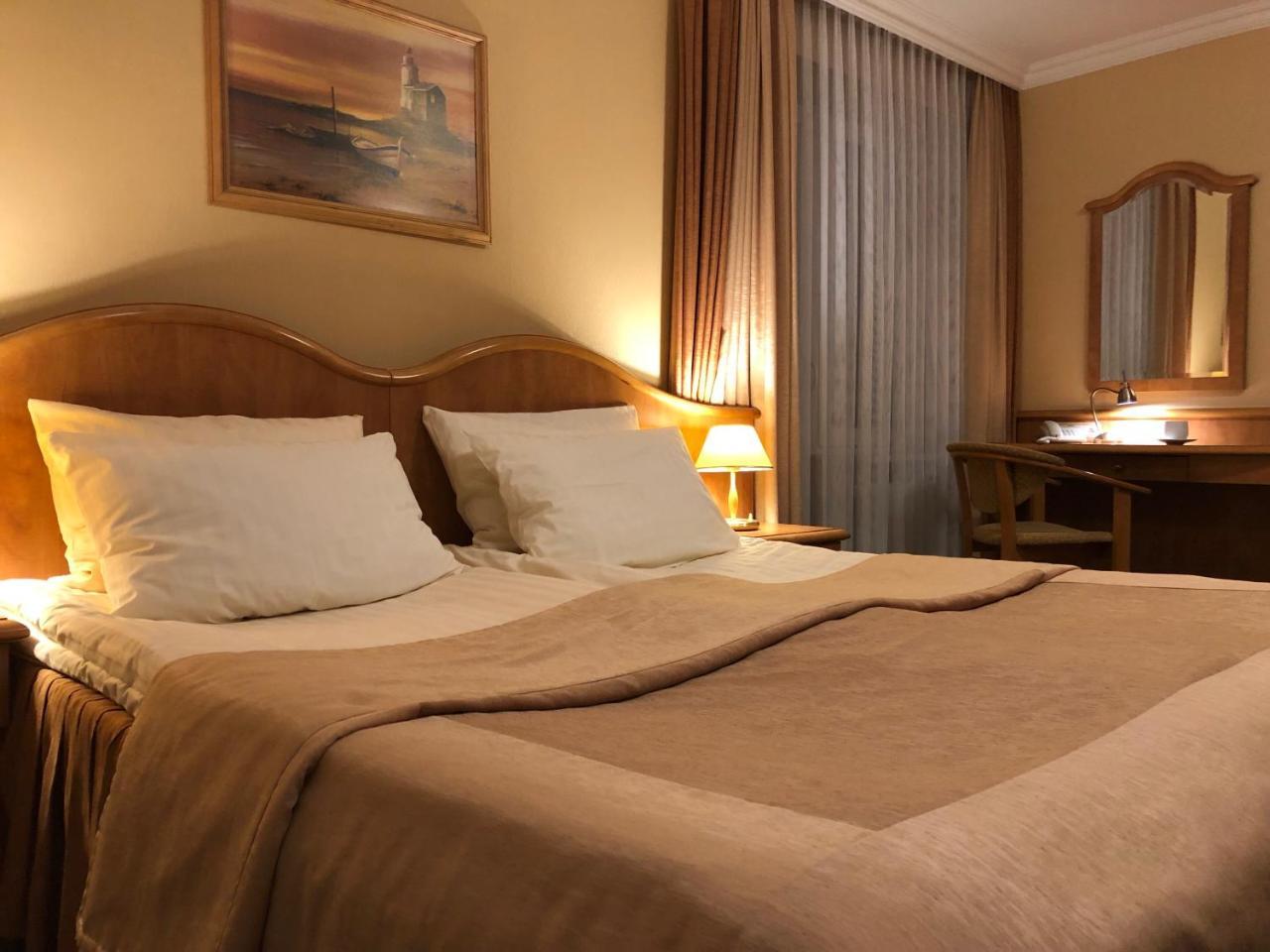 Double or Twin Room Balcony