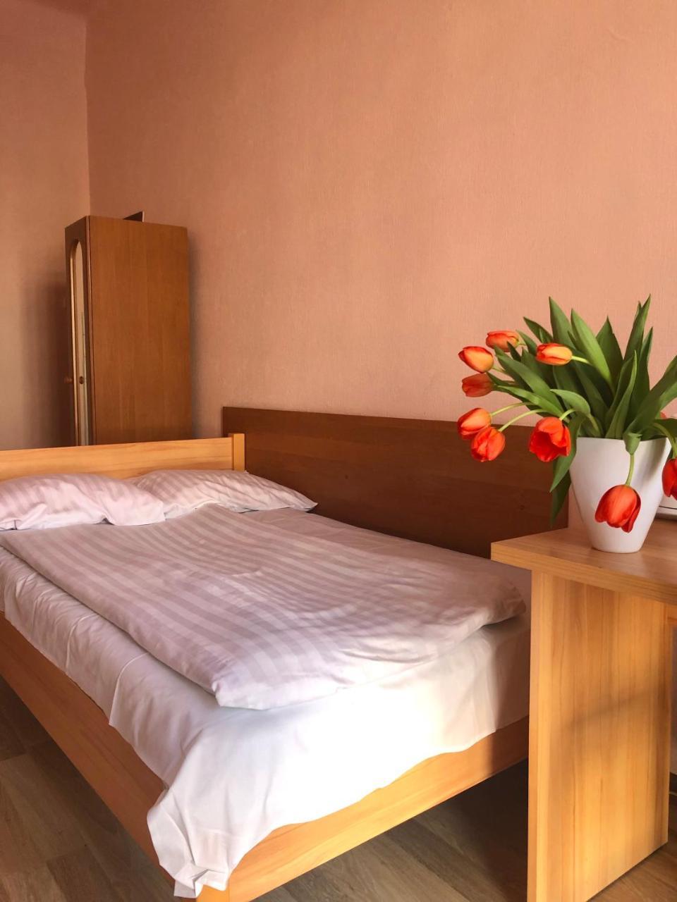 Single Room,1627213070:JPEG