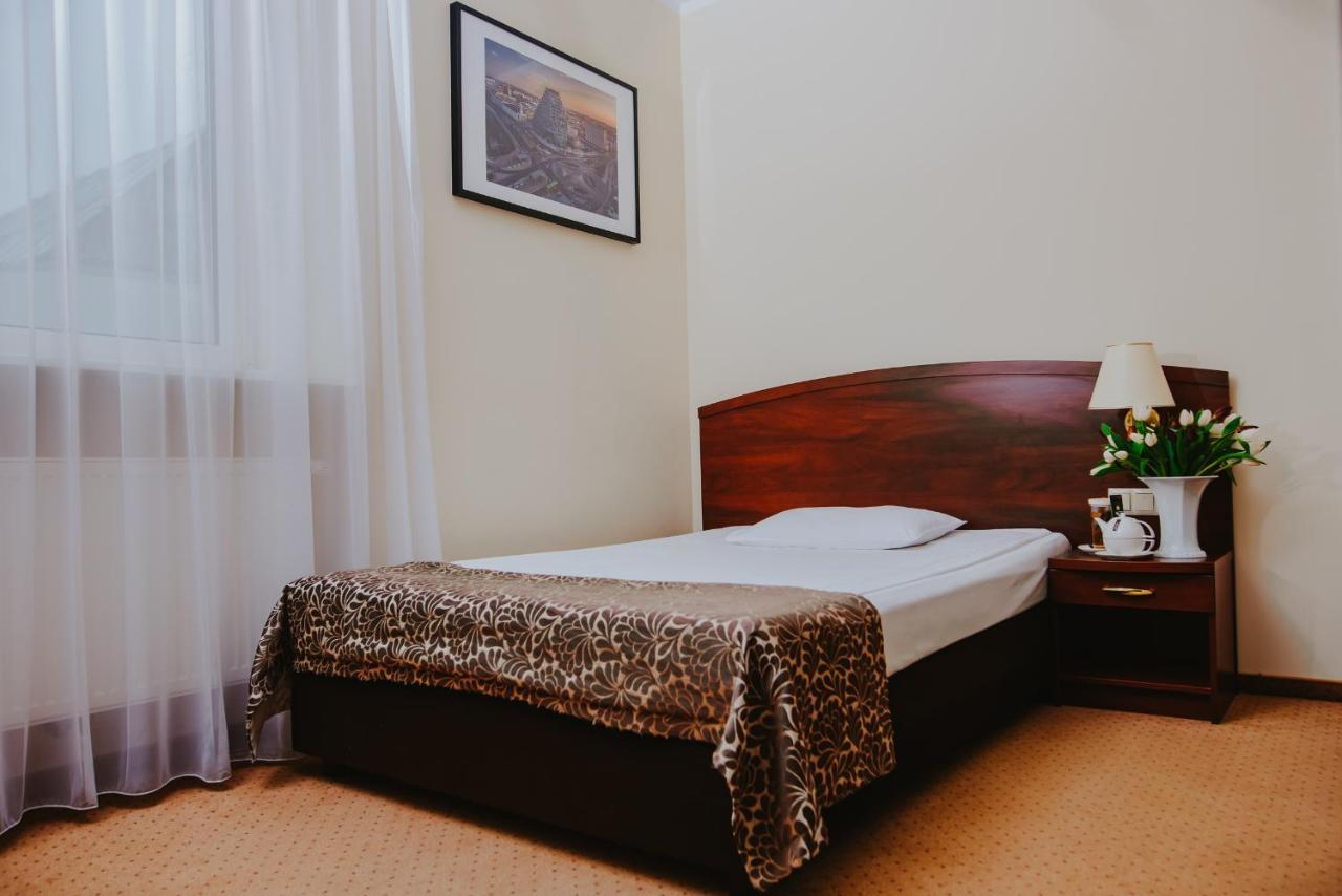 Large Single Room