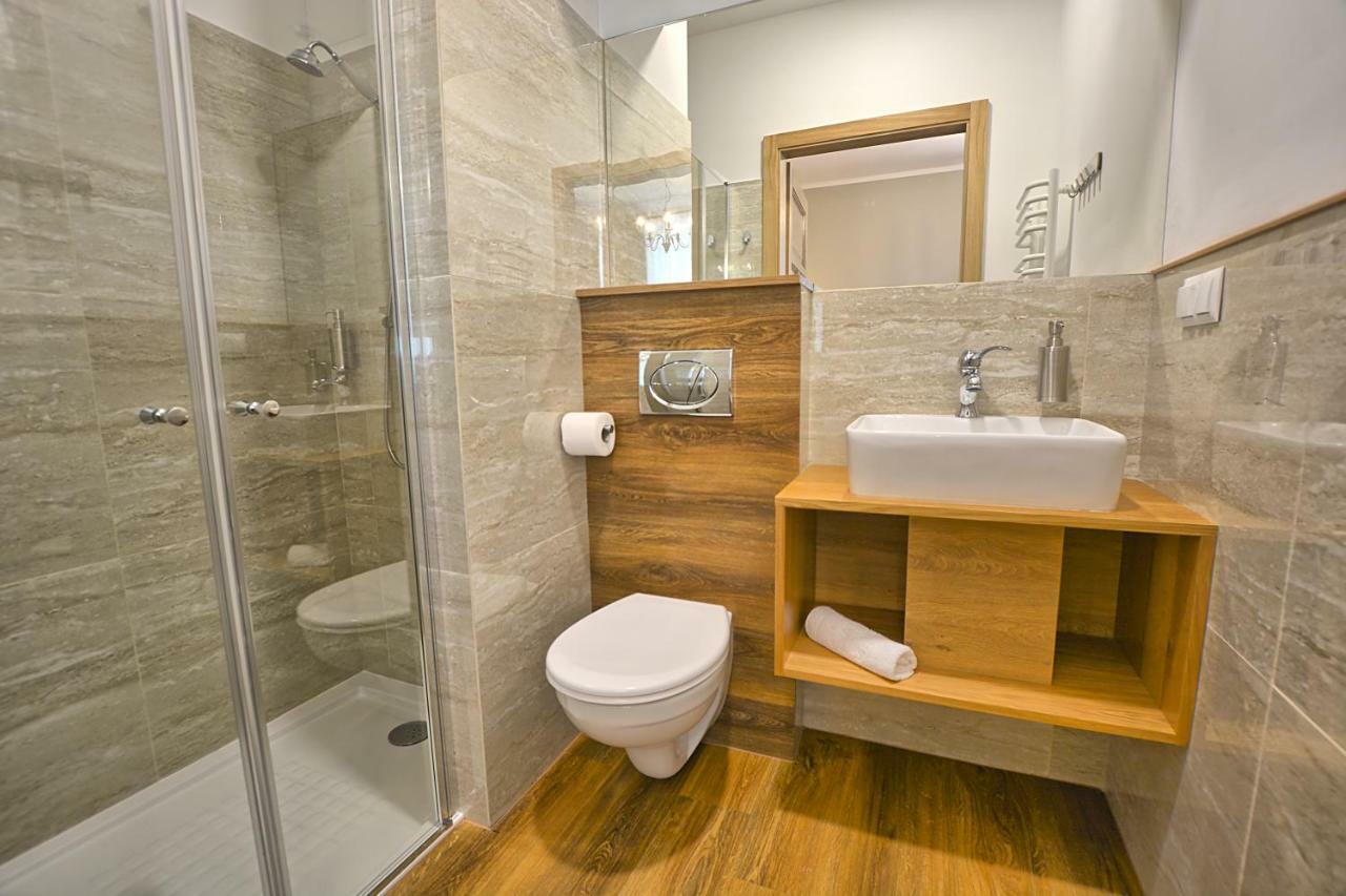 Large Twin Room