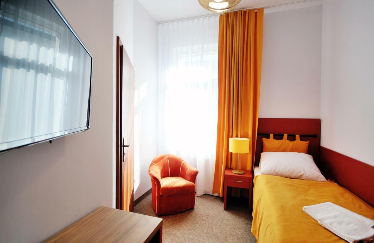 Budget Single Room