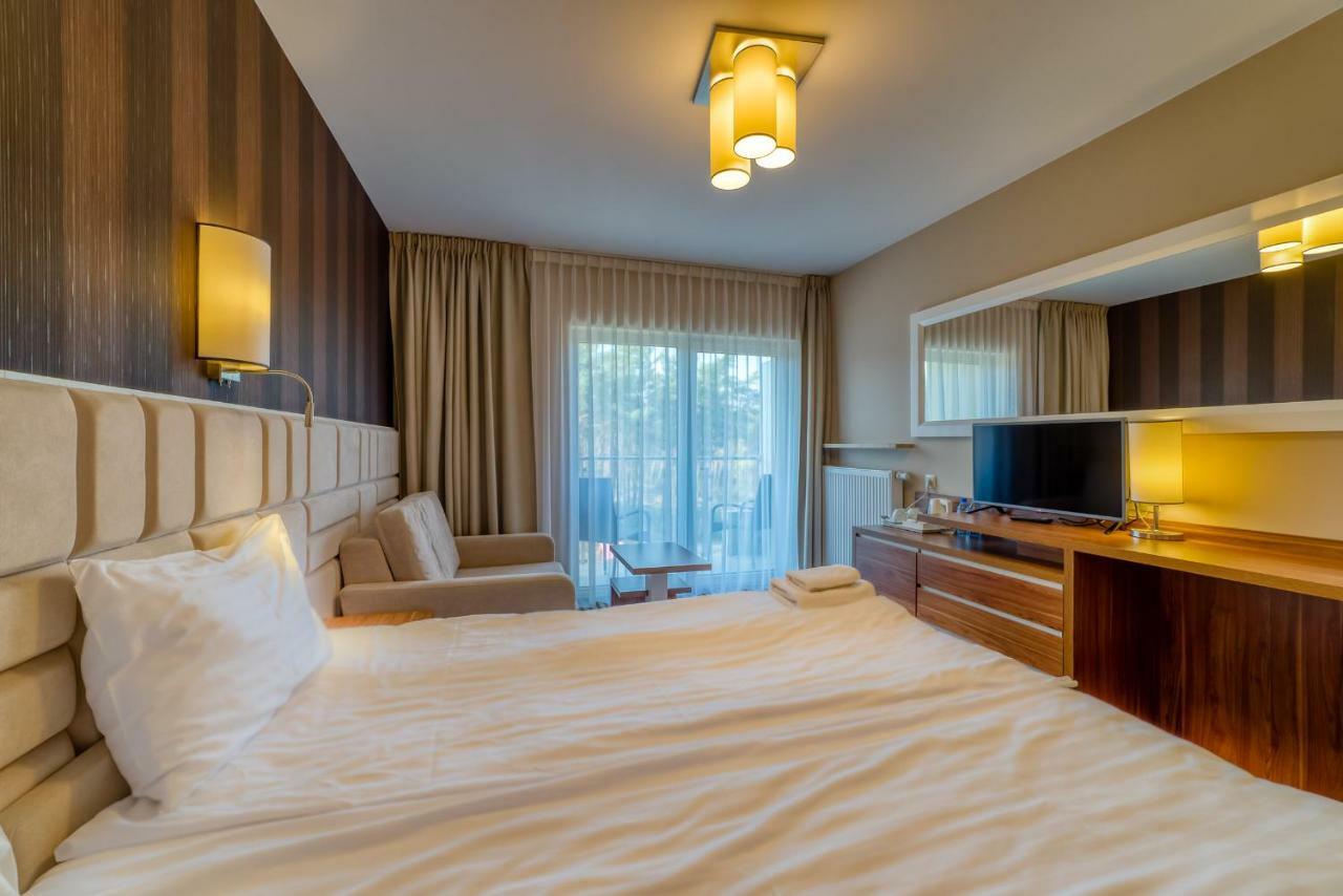 Deluxe Double Room Extra Bed Balcony Forest View