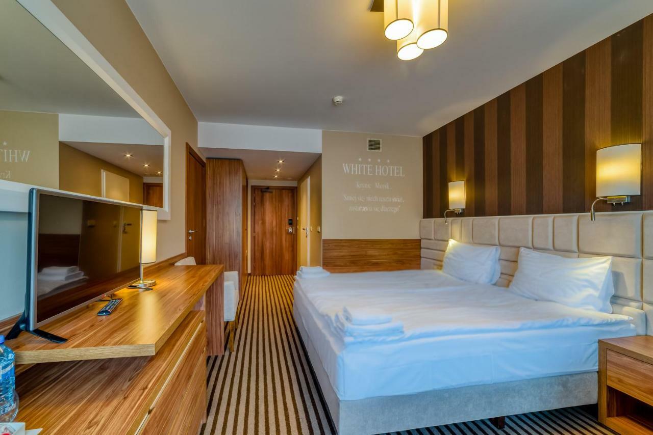 Deluxe Twin or Double Room Extra Bed City View