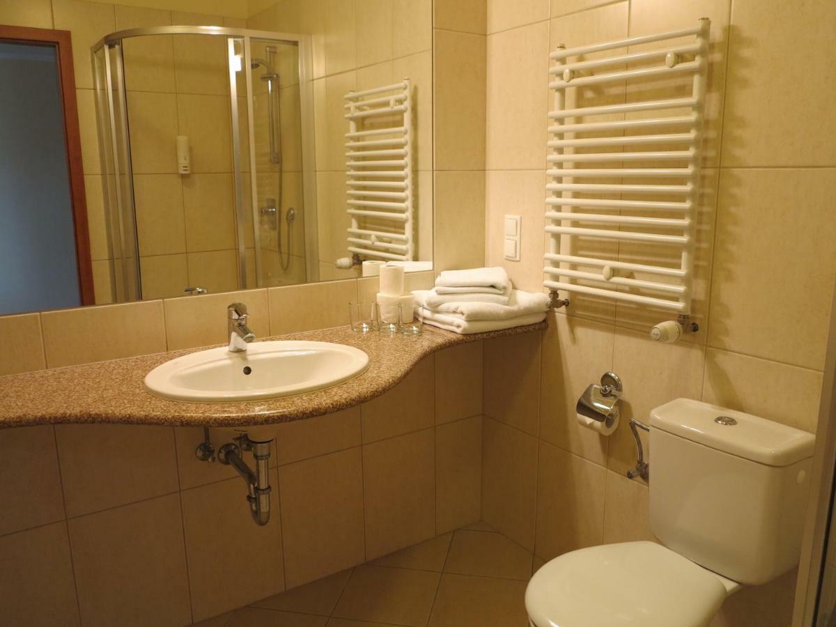 Standard Twin Room Sofa