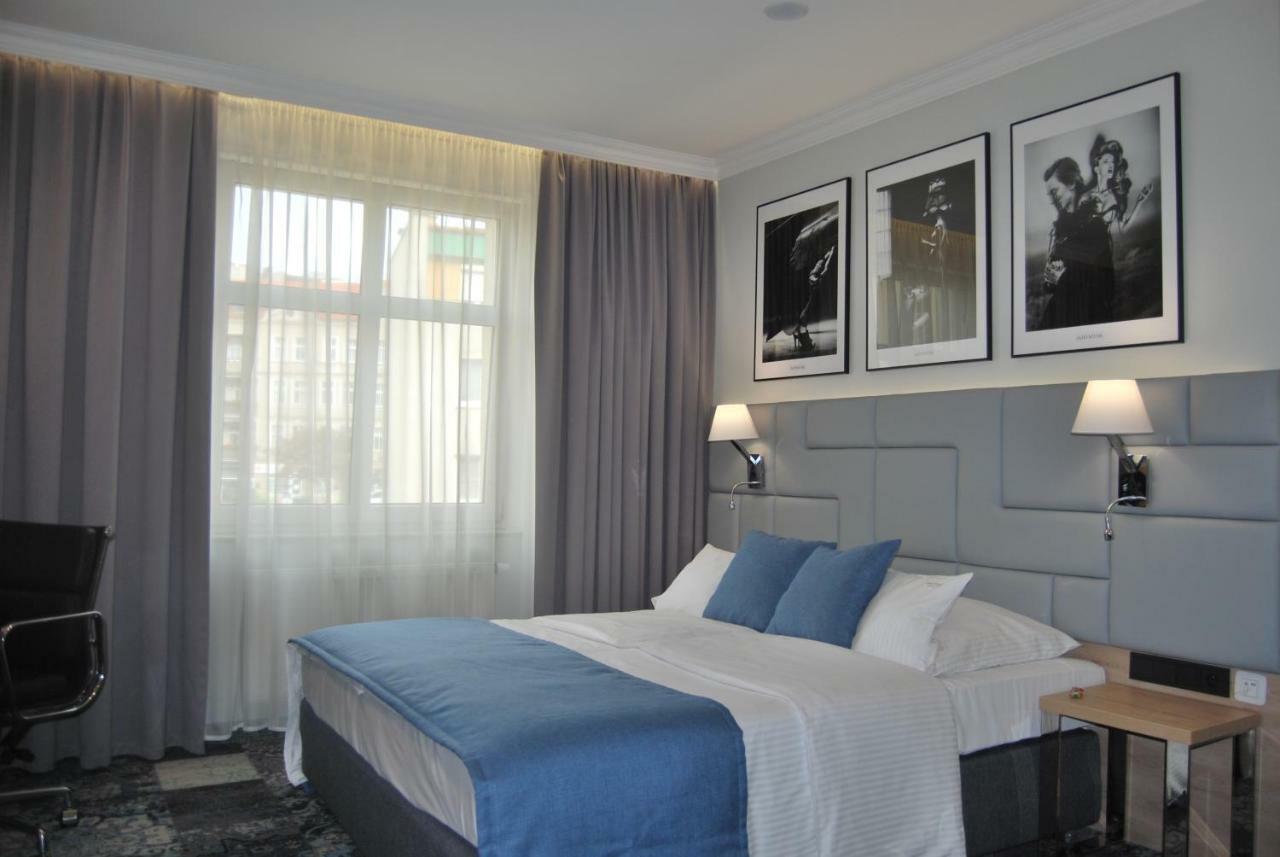 Deluxe Double Room King size bed,846843575:JPEG