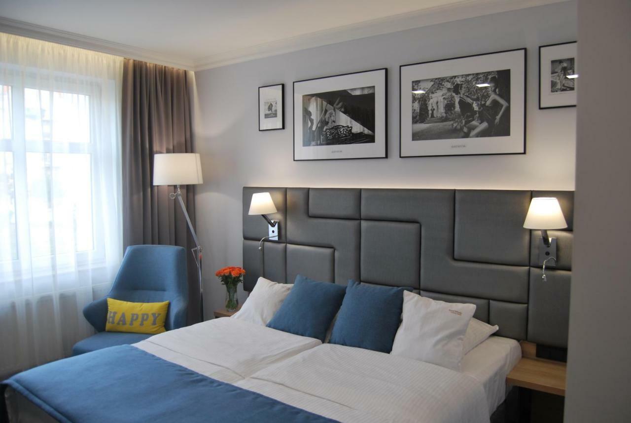 Deluxe Double Room King size bed