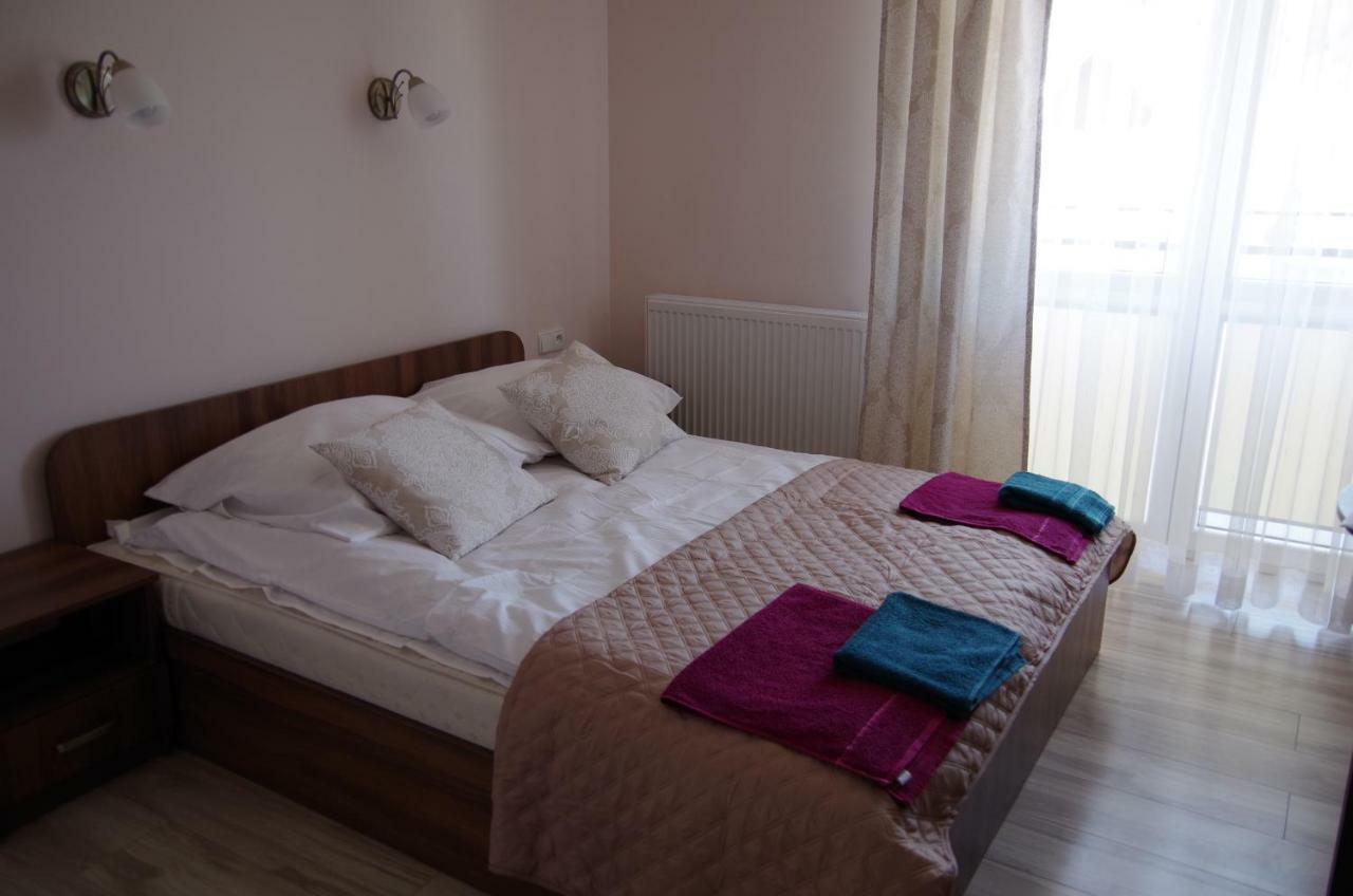 Double Room Private Bathroom