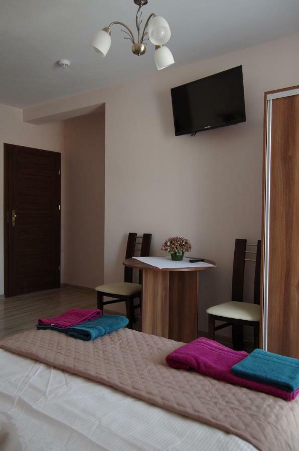 Double Room Private Bathroom