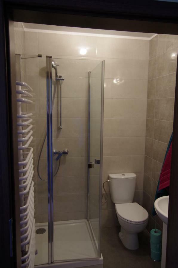 Double Room Private Bathroom
