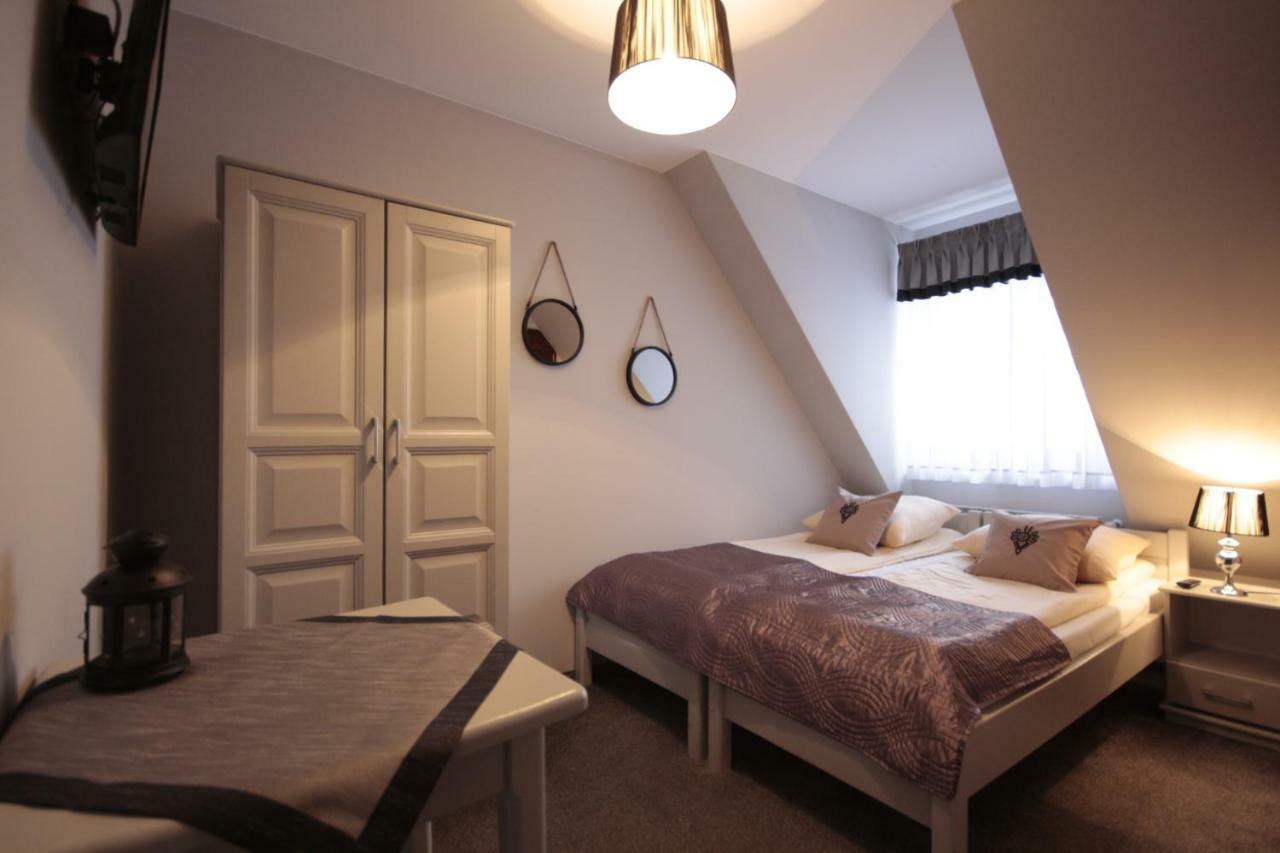 Double Room Private Bathroom