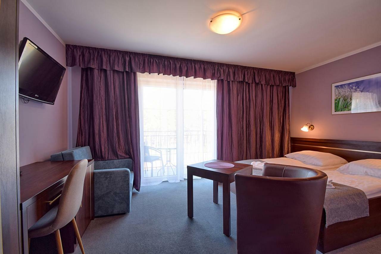 Standard Triple Room,884737084:JPEG