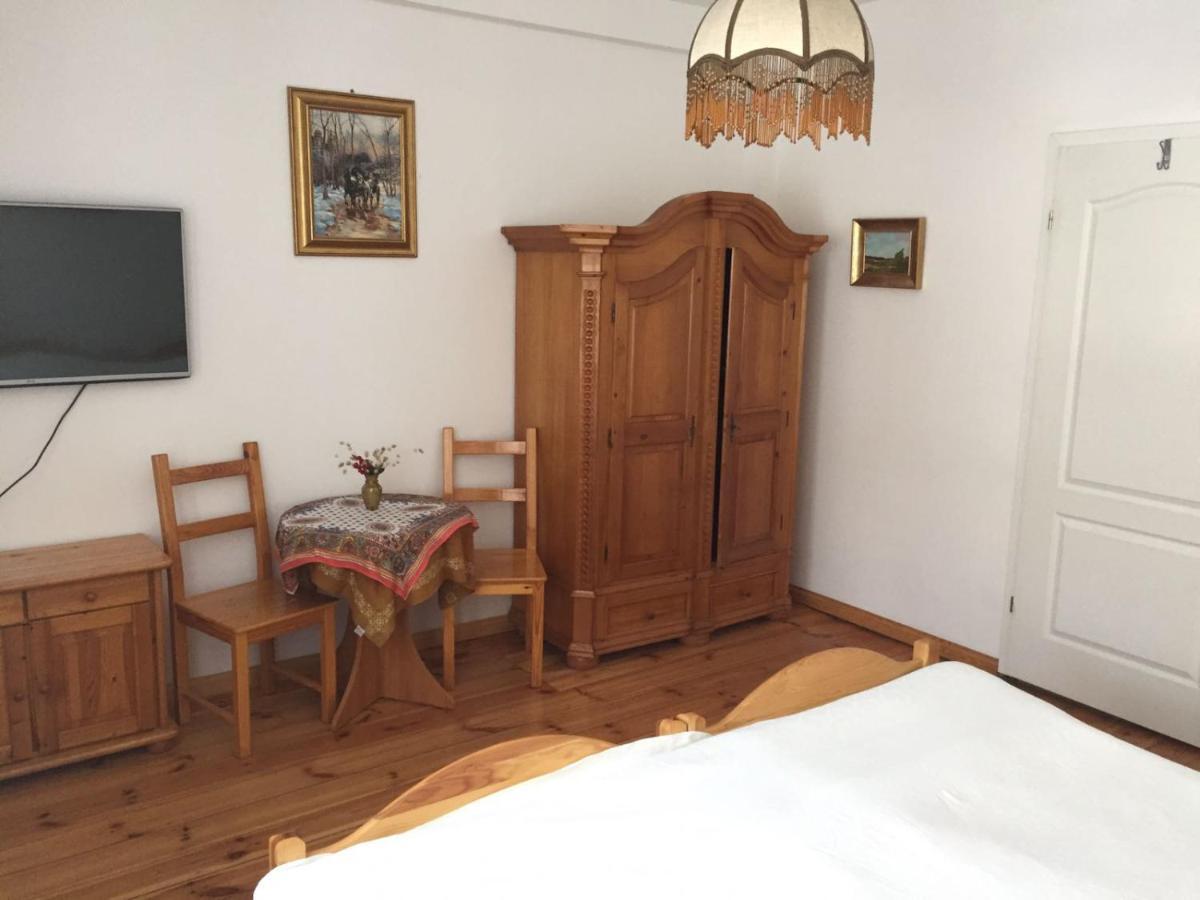 Economy Twin Room