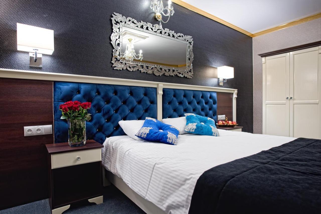 Deluxe Double Room with Shower