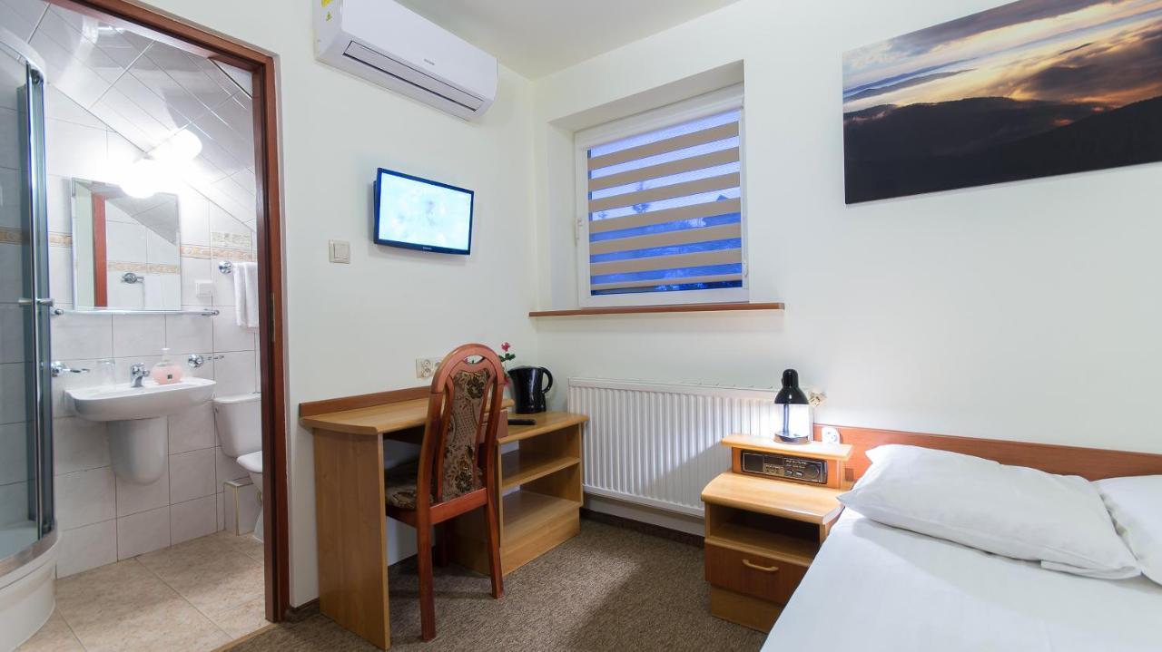 Small Single Room