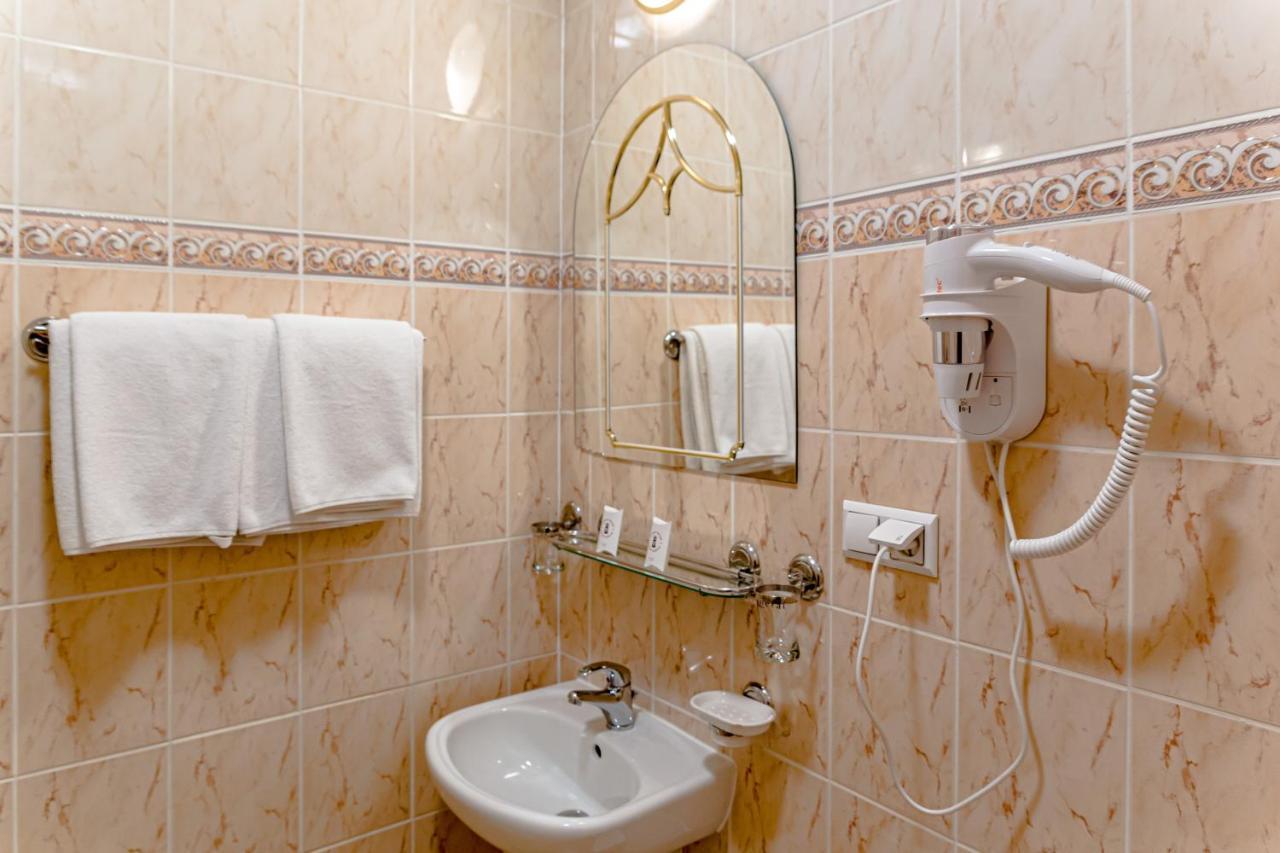 Standard Double Room building number 7