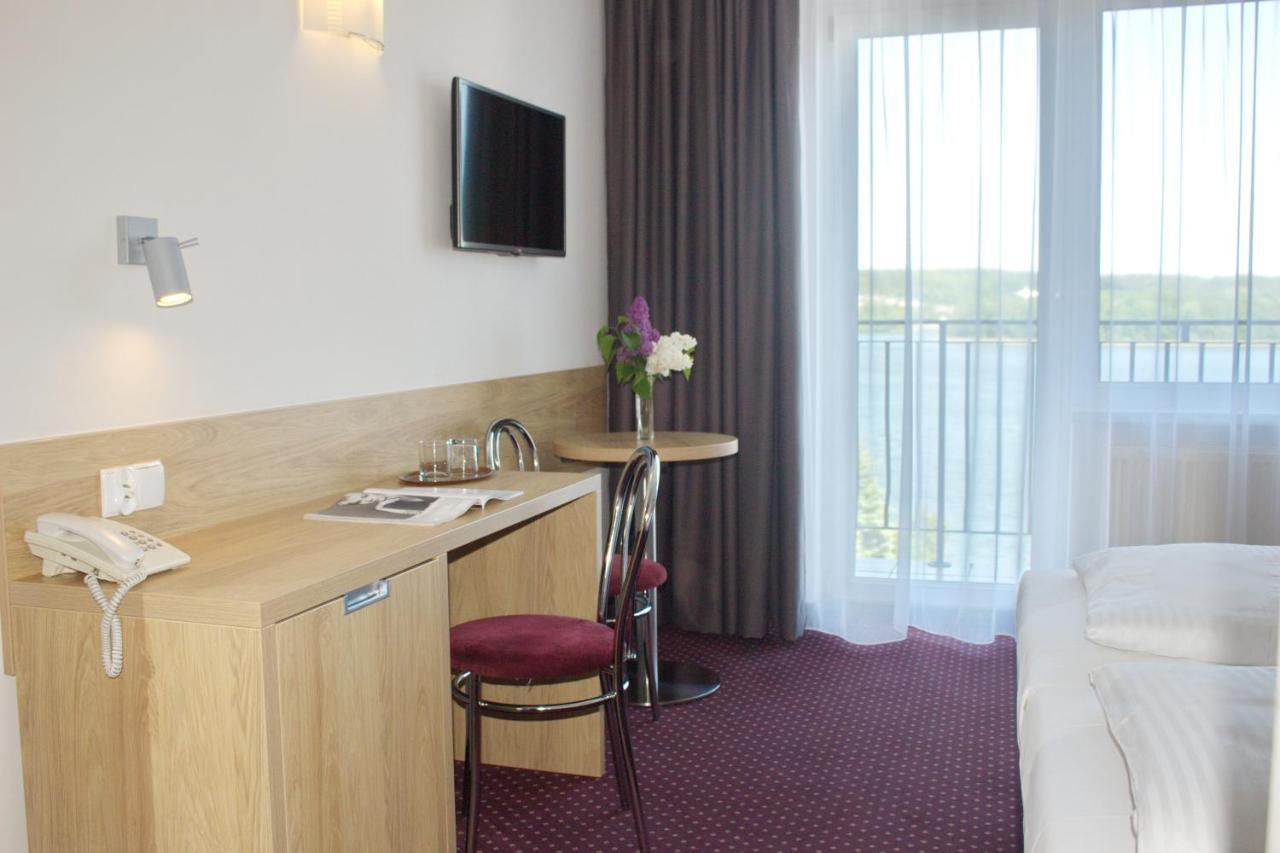 Double or Twin Room Balcony Lake View
