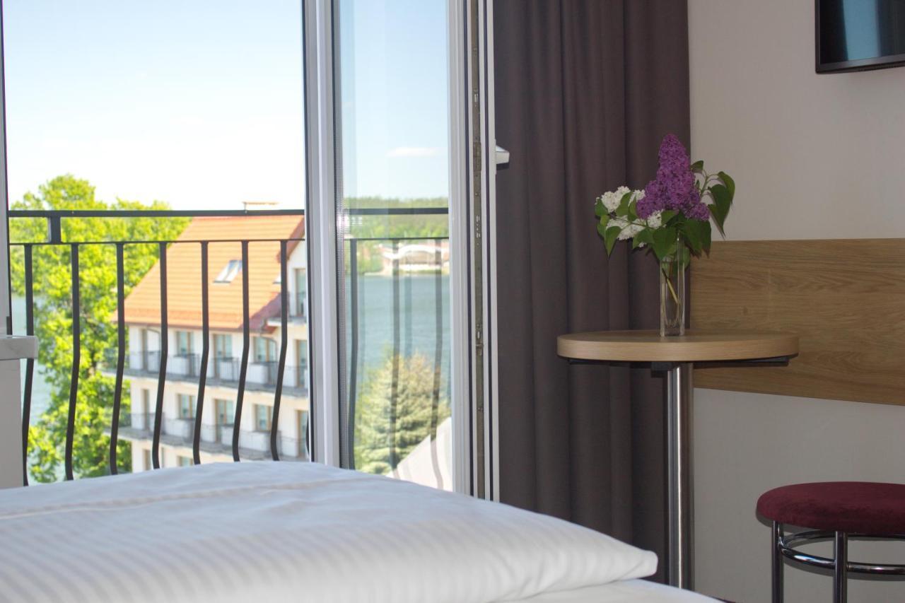 Double or Twin Room Balcony Lake View