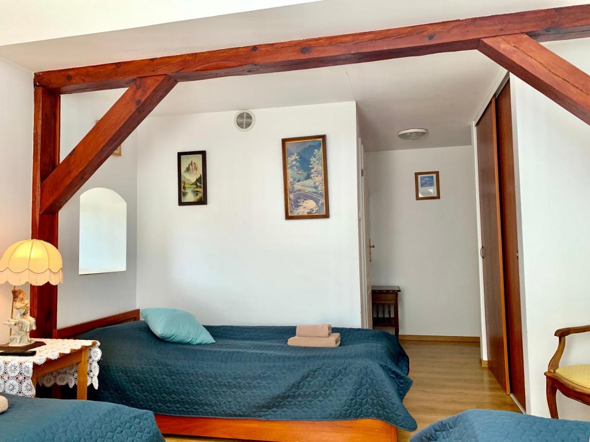 Basic Triple Room
