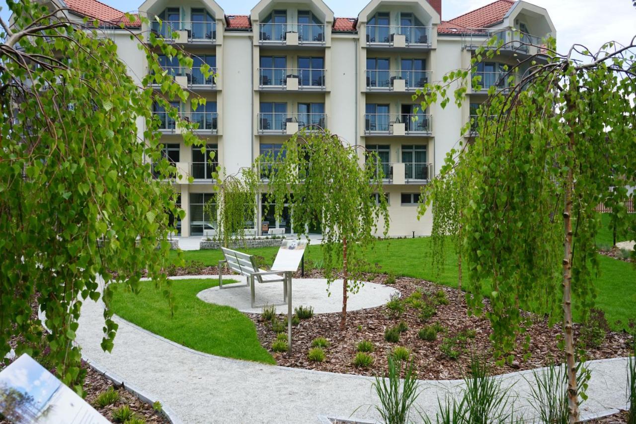 Deluxe Twin or Double Room Balcony Forest View