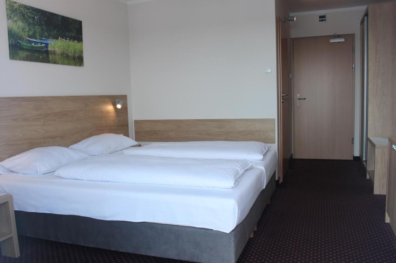 Double or Twin Room Balcony Lake View