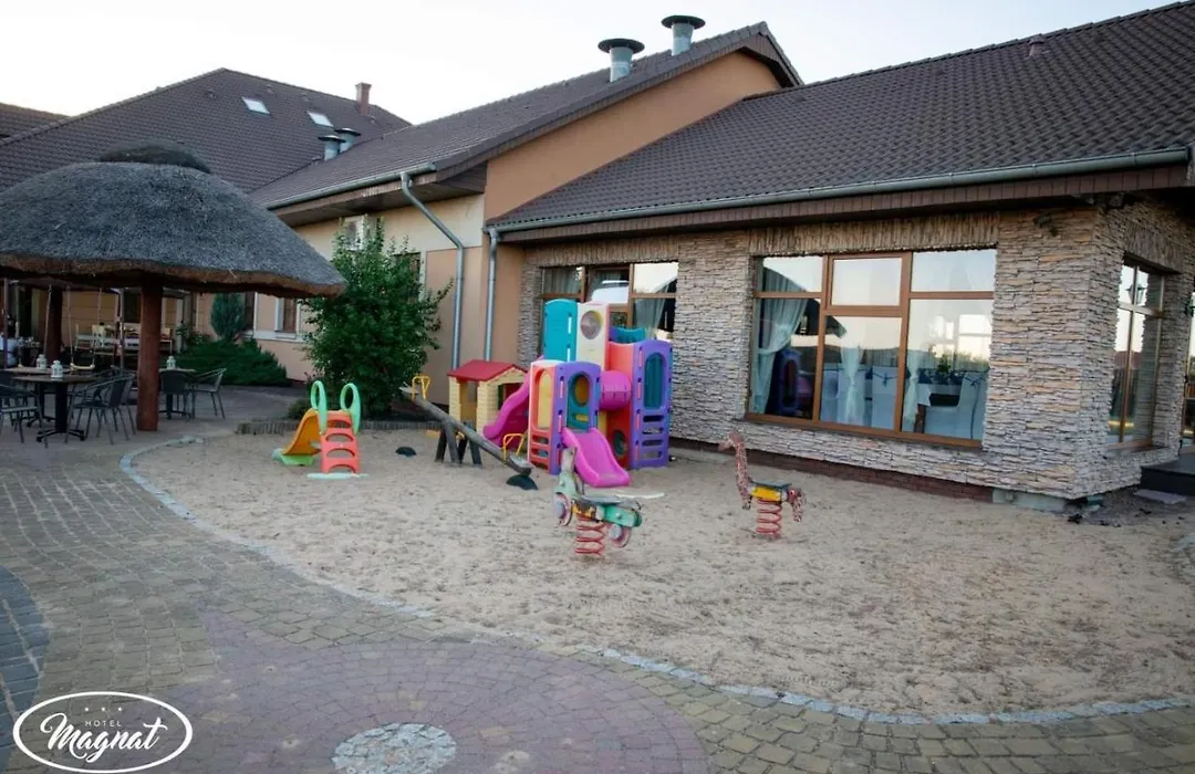 Hotel Magnat-1