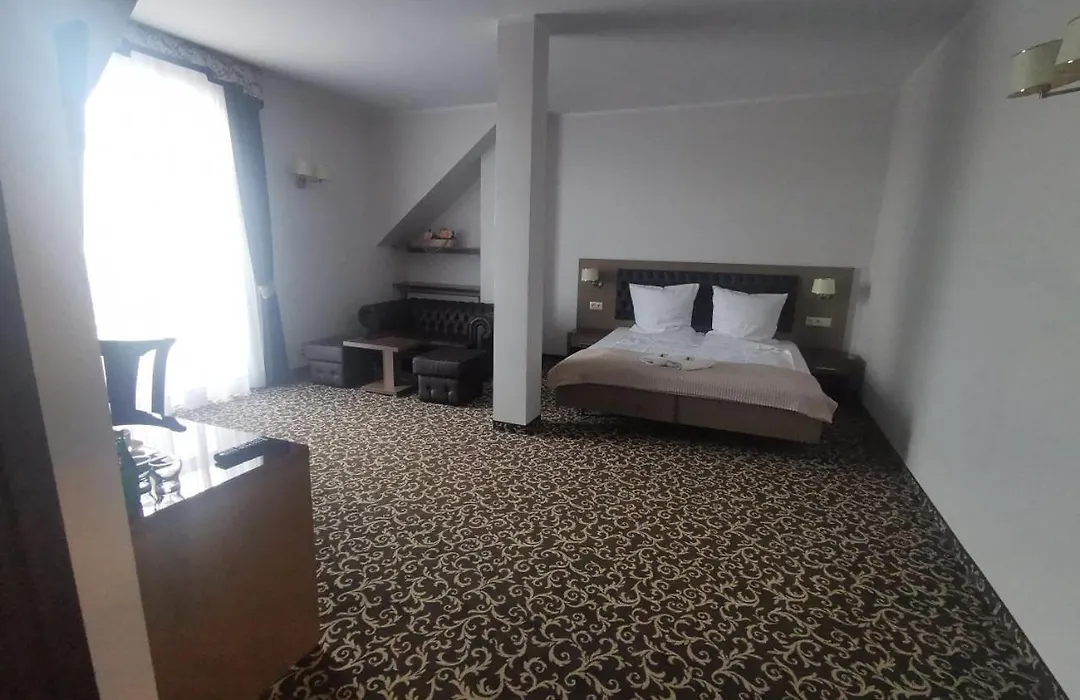Hotel Grodzisko-1