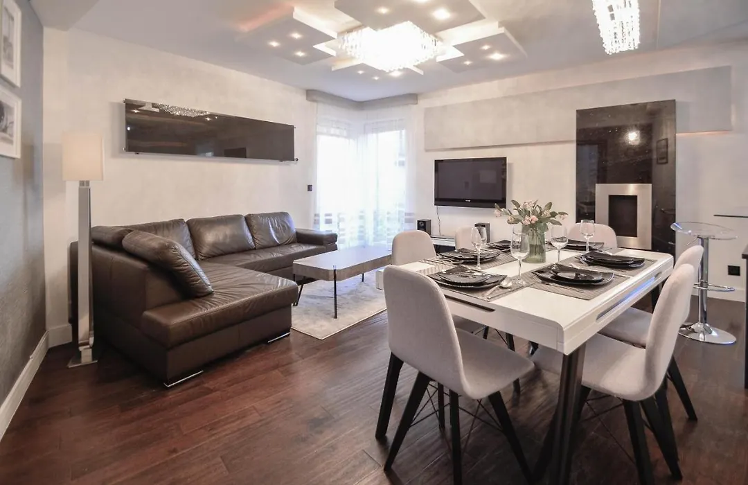 Osiedle Na Chelmonskiego - Parking - Apartamenty Bryza-1