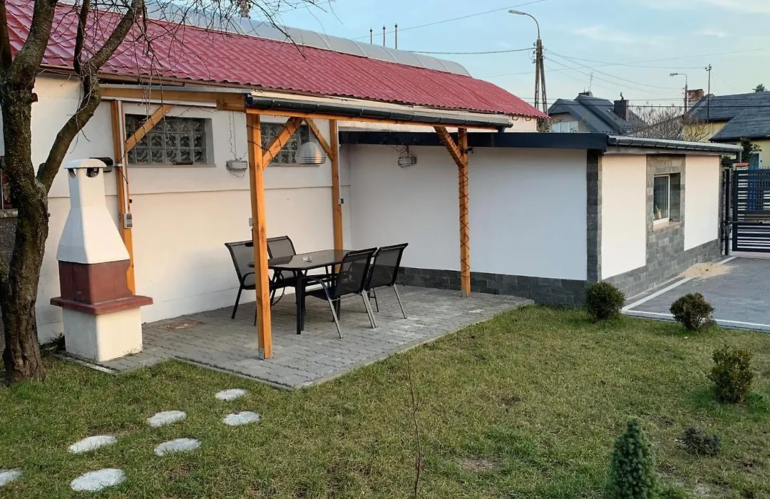 Domek pod Warszawą z sauną-1
